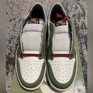 Jordan 1 Low ‘Year of the Dragon’ Mens Size 10.5